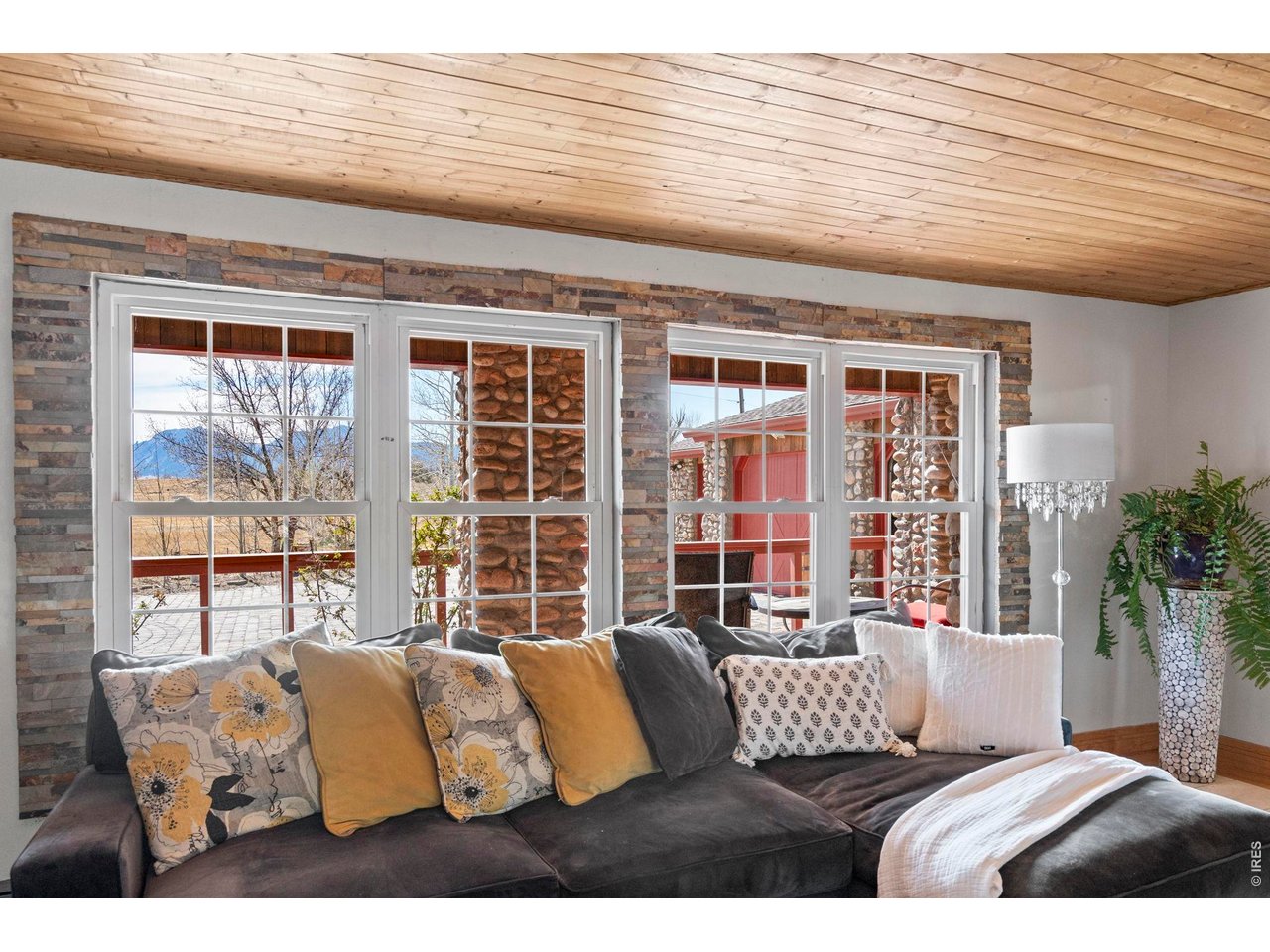 4963 Kelso Road Boulder, CO 80301 - Photo 16 of 49 Living Room Views