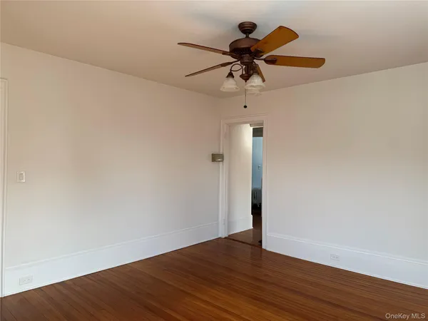 $3,700 | 129 Washington Avenue, Unit 1 SIDE, Pleasantville, NY 10570