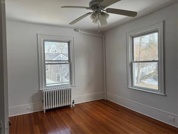 $3,700 | 129 Washington Avenue, Unit 1 SIDE, Pleasantville, NY 10570