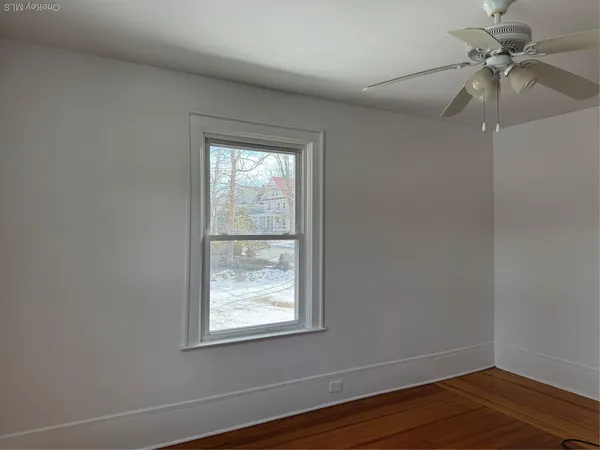 $3,700 | 129 Washington Avenue, Unit 1 SIDE, Pleasantville, NY 10570