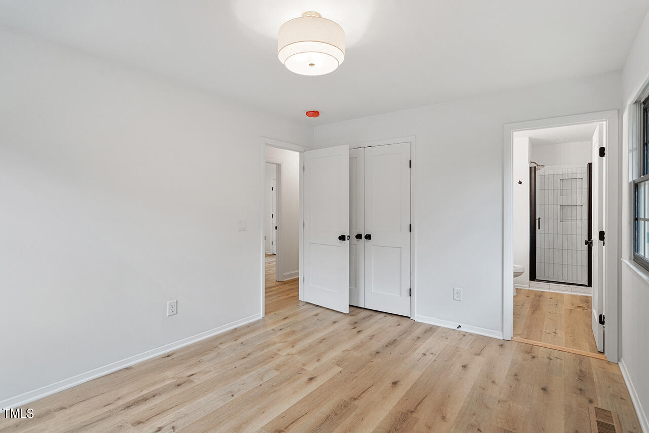 5905 Tafton Court Raleigh, NC 27609 - Photo 20 of 32 5905 Tafton Court_28