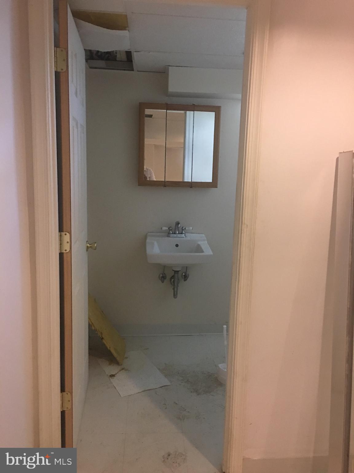 3425 Gaither Road Baltimore, MD 21244 - Photo 23 of 39 Gallery Image 23