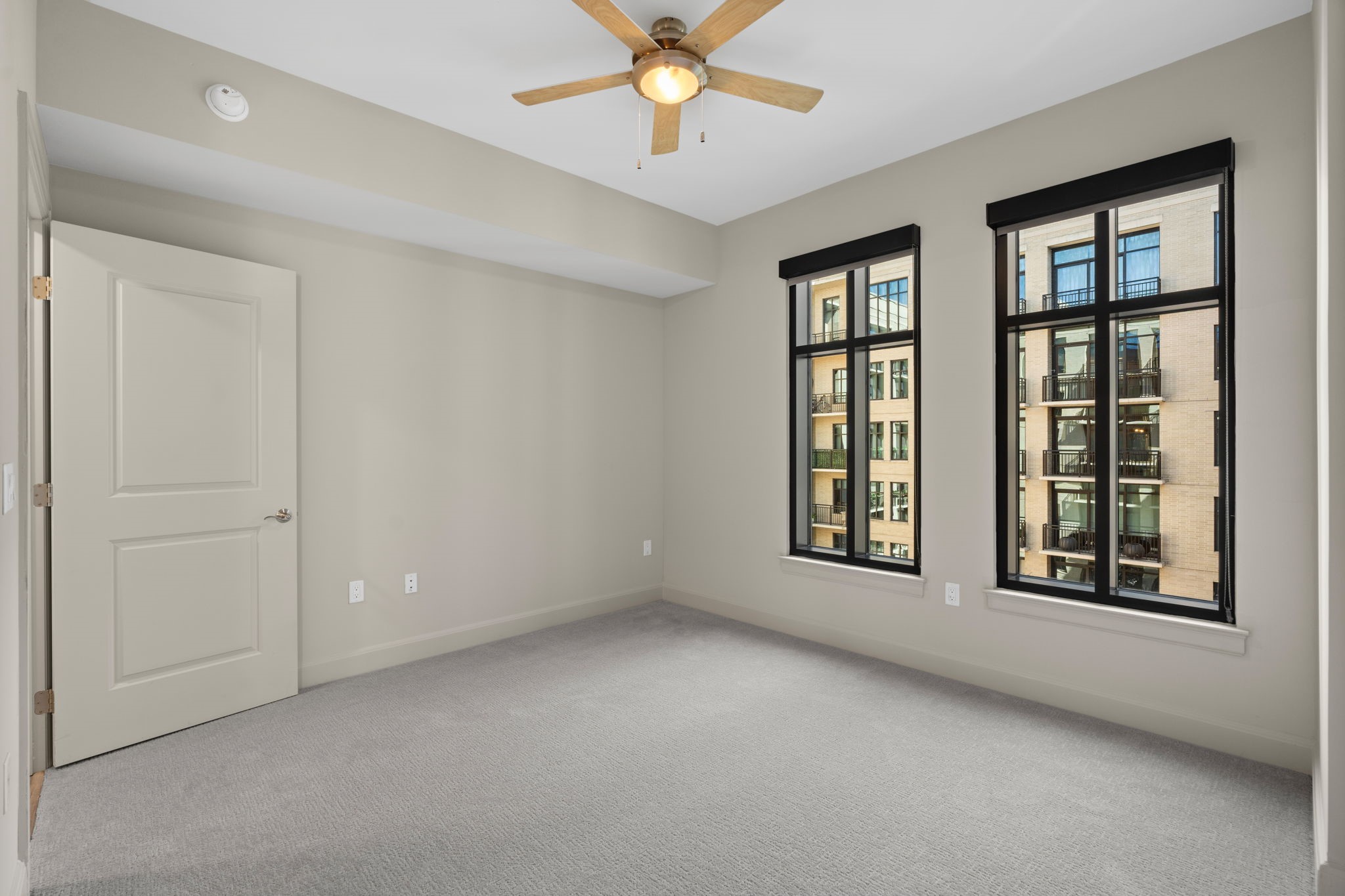 2511 Willowick Road, Unit 445 Houston, TX 77027 - Photo 13 of 45