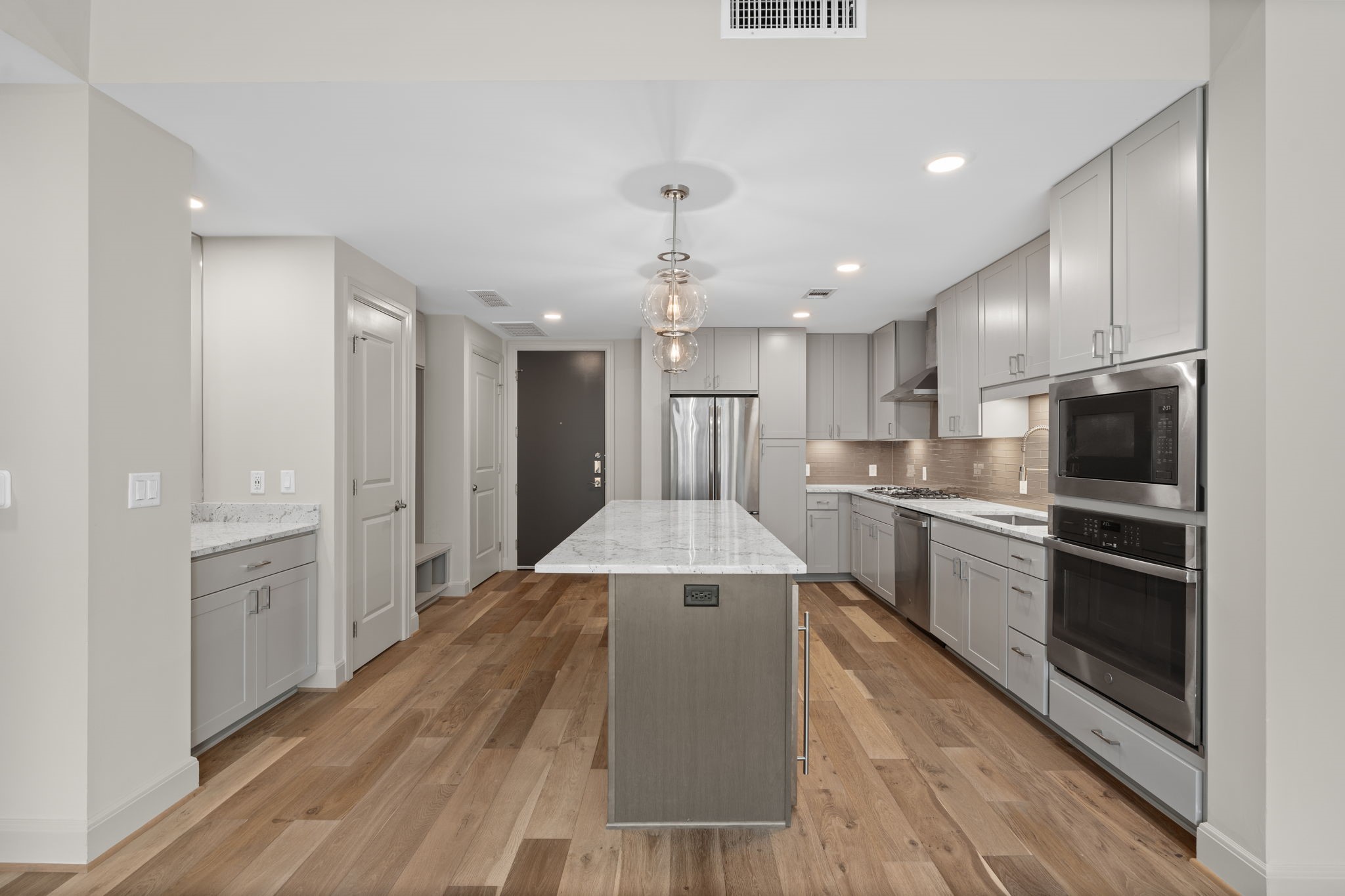 2511 Willowick Road, Unit 445 Houston, TX 77027 - Photo 2 of 45