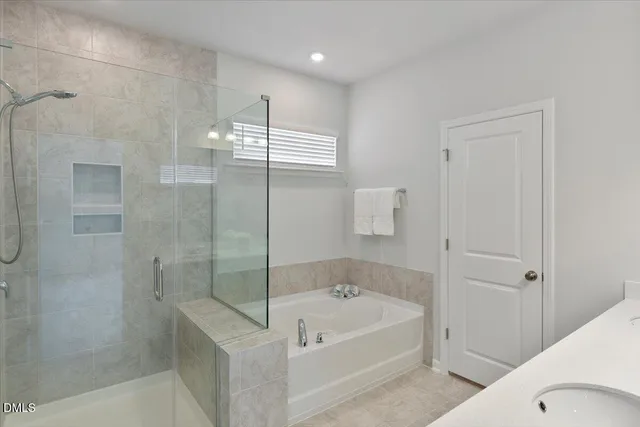 an empty room with an entryway