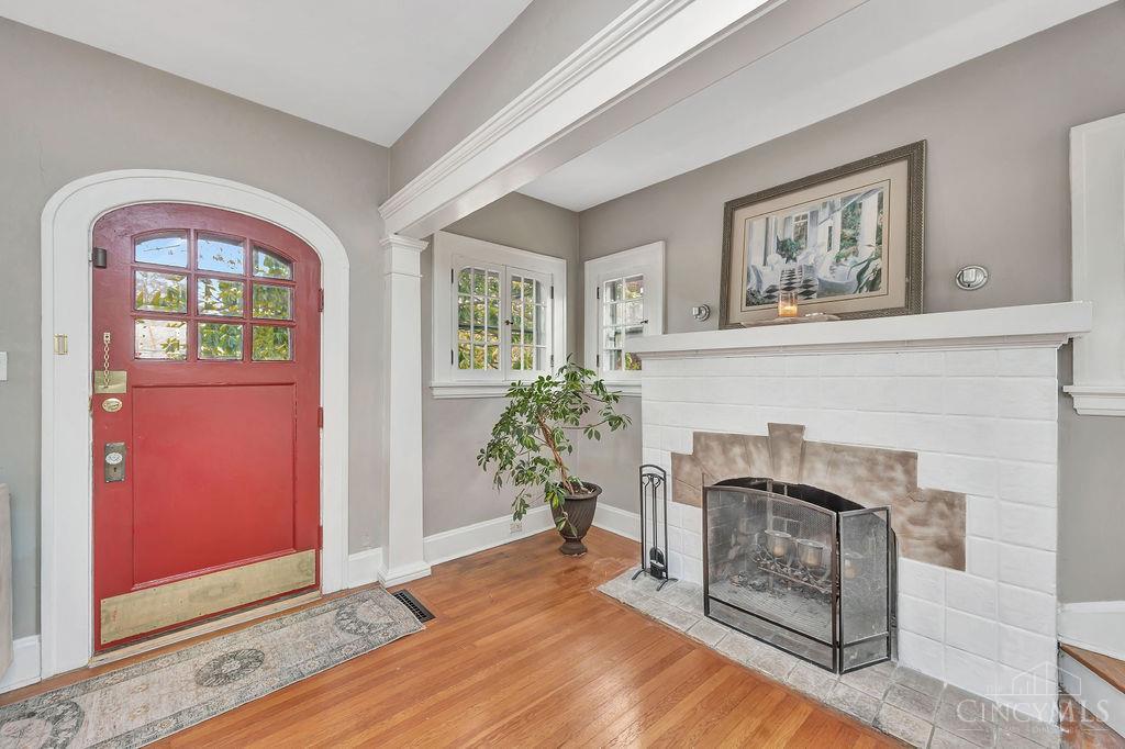 2913 Madison Road Cincinnati, OH 45209 - Photo 5 of 45