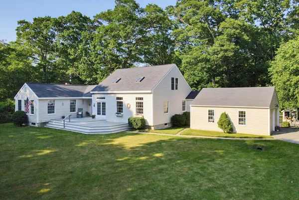 $850,000 | 339 Fowler Road, Cape Elizabeth, ME 04107