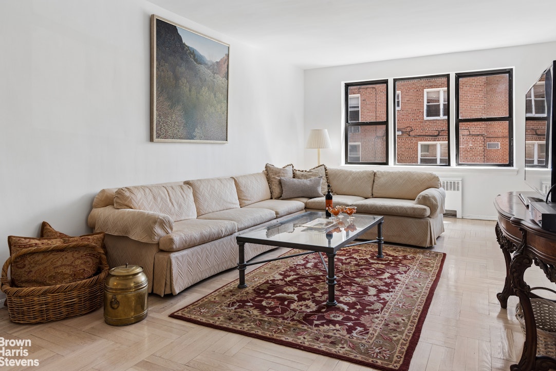 640 West 239th Street, Unit 2F Bronx, NY 10463 - Photo 6 of 17