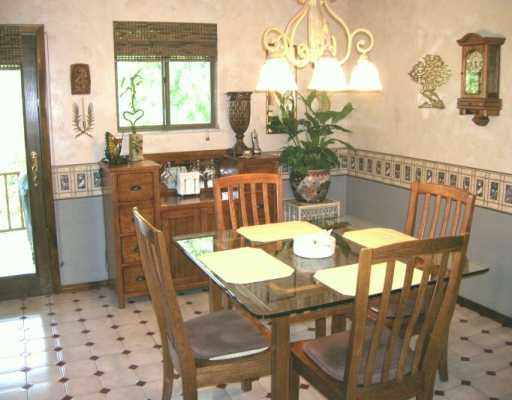 1438 Cathell Road Baldwin, PA 15236 - Photo 3 of 8 Dining Room.