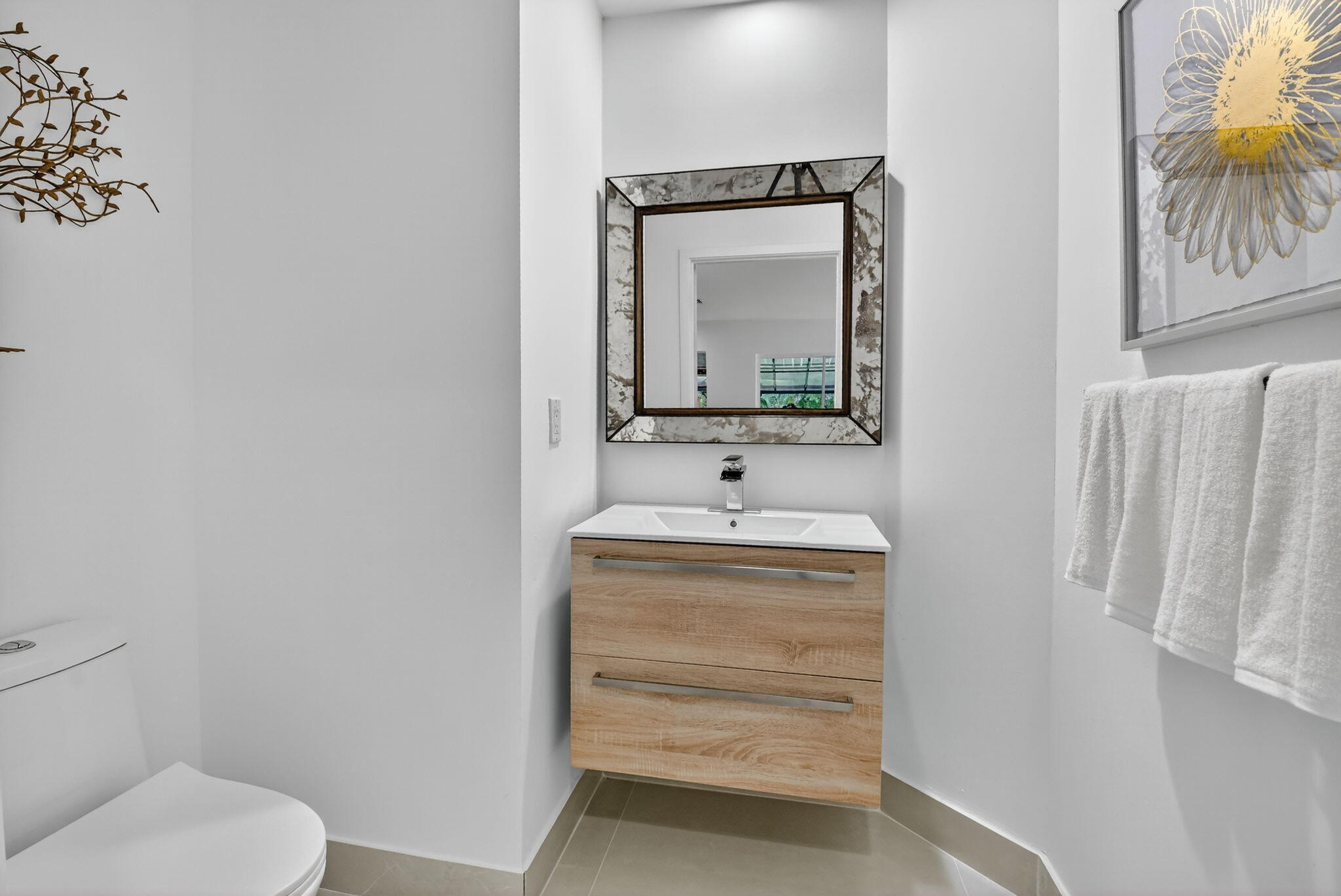 2218 Northwest 52nd Street Boca Raton, FL 33496 - Photo 13 of 39 20250829233614817486000000-o