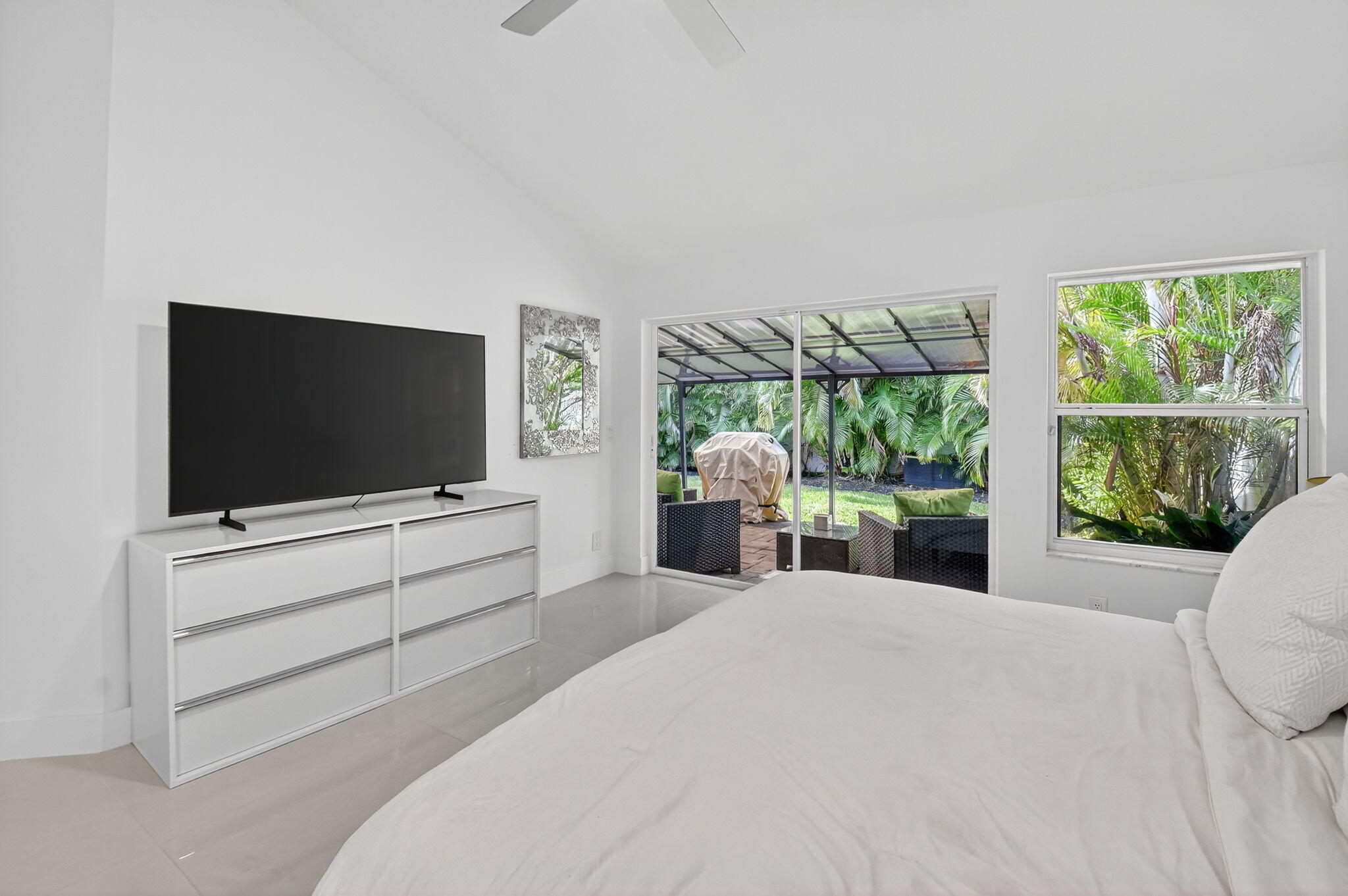 2218 Northwest 52nd Street Boca Raton, FL 33496 - Photo 15 of 39 20250829233616756072000000-o