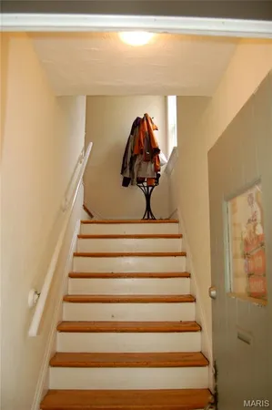 $489,000 | 7359 Amherst Avenue, University City, MO 63130