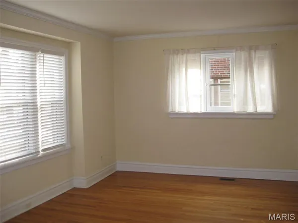 $489,000 | 7359 Amherst Avenue, University City, MO 63130