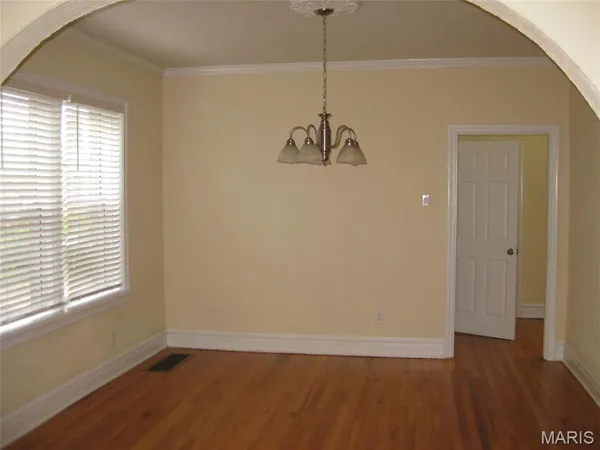 $489,000 | 7359 Amherst Avenue, University City, MO 63130