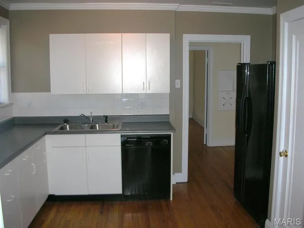 $489,000 | 7359 Amherst Avenue, University City, MO 63130