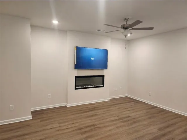 $2,500 | 2460 Ravencliff Drive, Austell, GA 30168