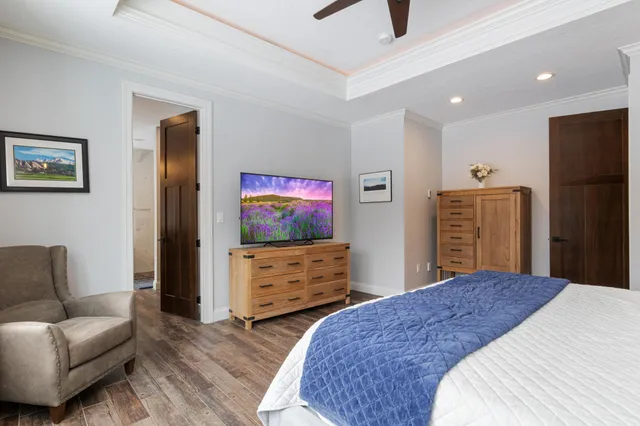 $1,600,000 | 5901 Drake Drive, Maple Plain, MN 55359