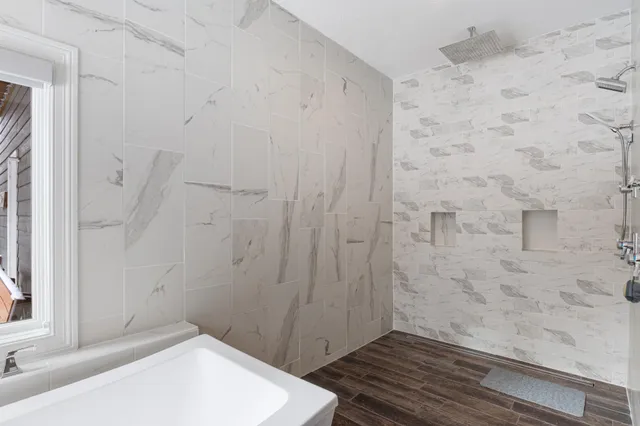 $1,600,000 | 5901 Drake Drive, Maple Plain, MN 55359