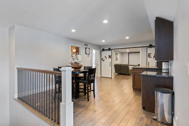 $1,600,000 | 5901 Drake Drive, Maple Plain, MN 55359