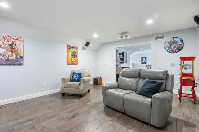 $1,600,000 | 5901 Drake Drive, Maple Plain, MN 55359