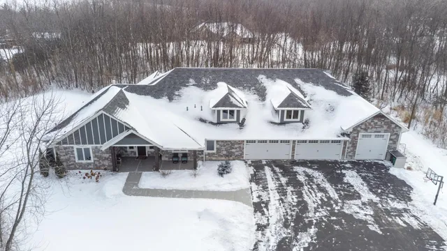 $1,600,000 | 5901 Drake Drive, Maple Plain, MN 55359