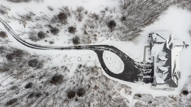 $1,600,000 | 5901 Drake Drive, Maple Plain, MN 55359