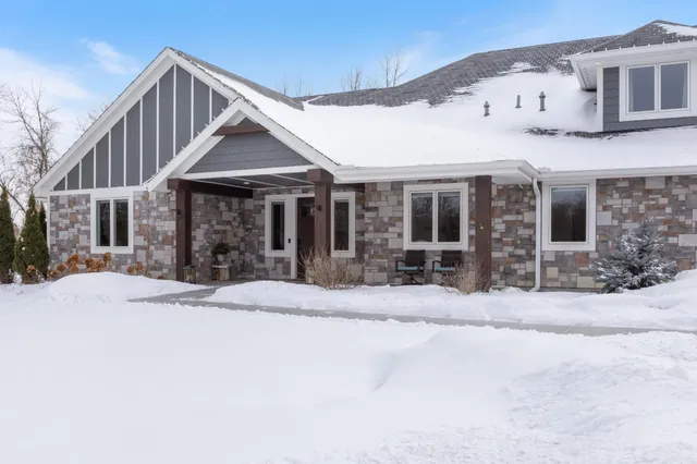 $1,600,000 | 5901 Drake Drive, Maple Plain, MN 55359