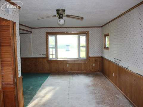 7521 Durand Road New Lothrop, MI 48460 - Photo 3 of 23 20374928-2.JPG