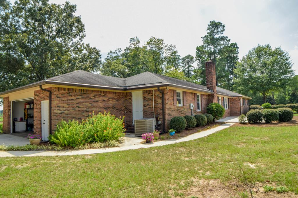 450 Hi-Cotton Lane Springfield, SC 29146 - Photo 4 of 41