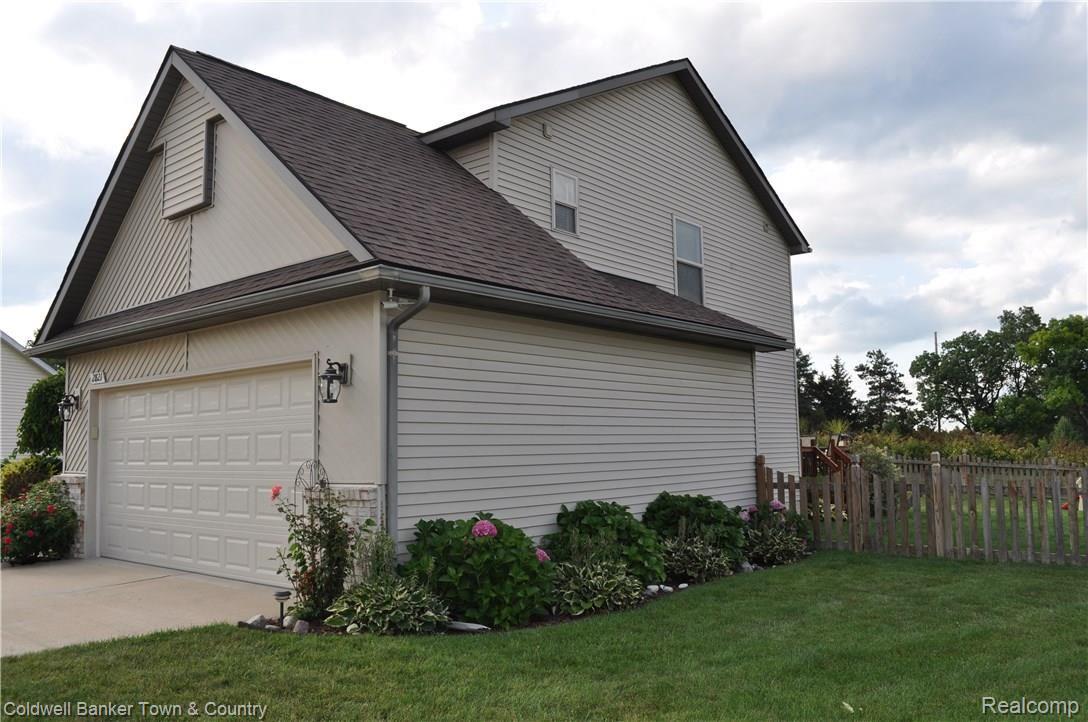 2821 Laurel Ridge Lane Howell, MI 48843 - Photo 28 of 41 27.JPG