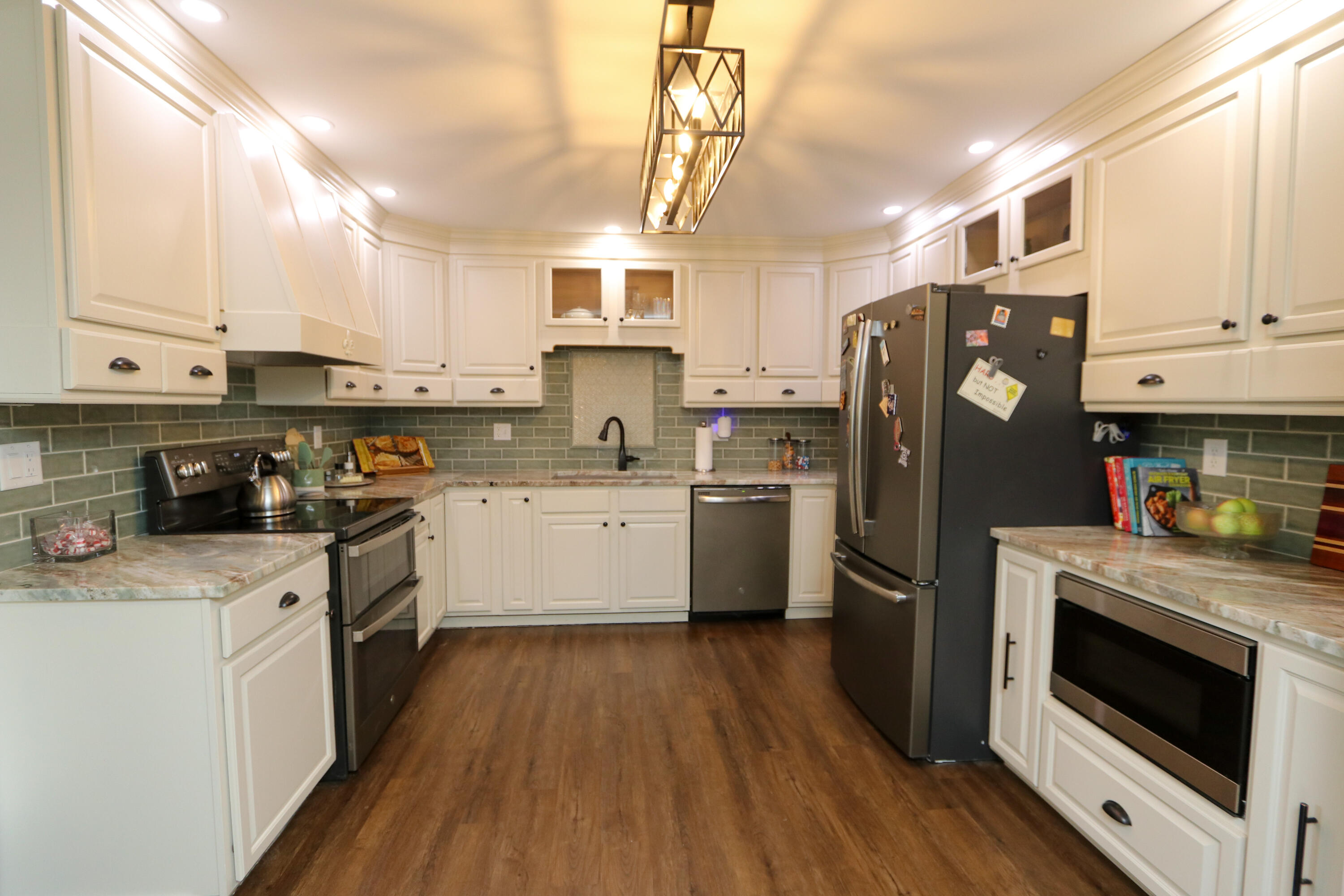 144 Rugar Street Plattsburgh, NY 12901 - Photo 5 of 37 Gallery Image 5