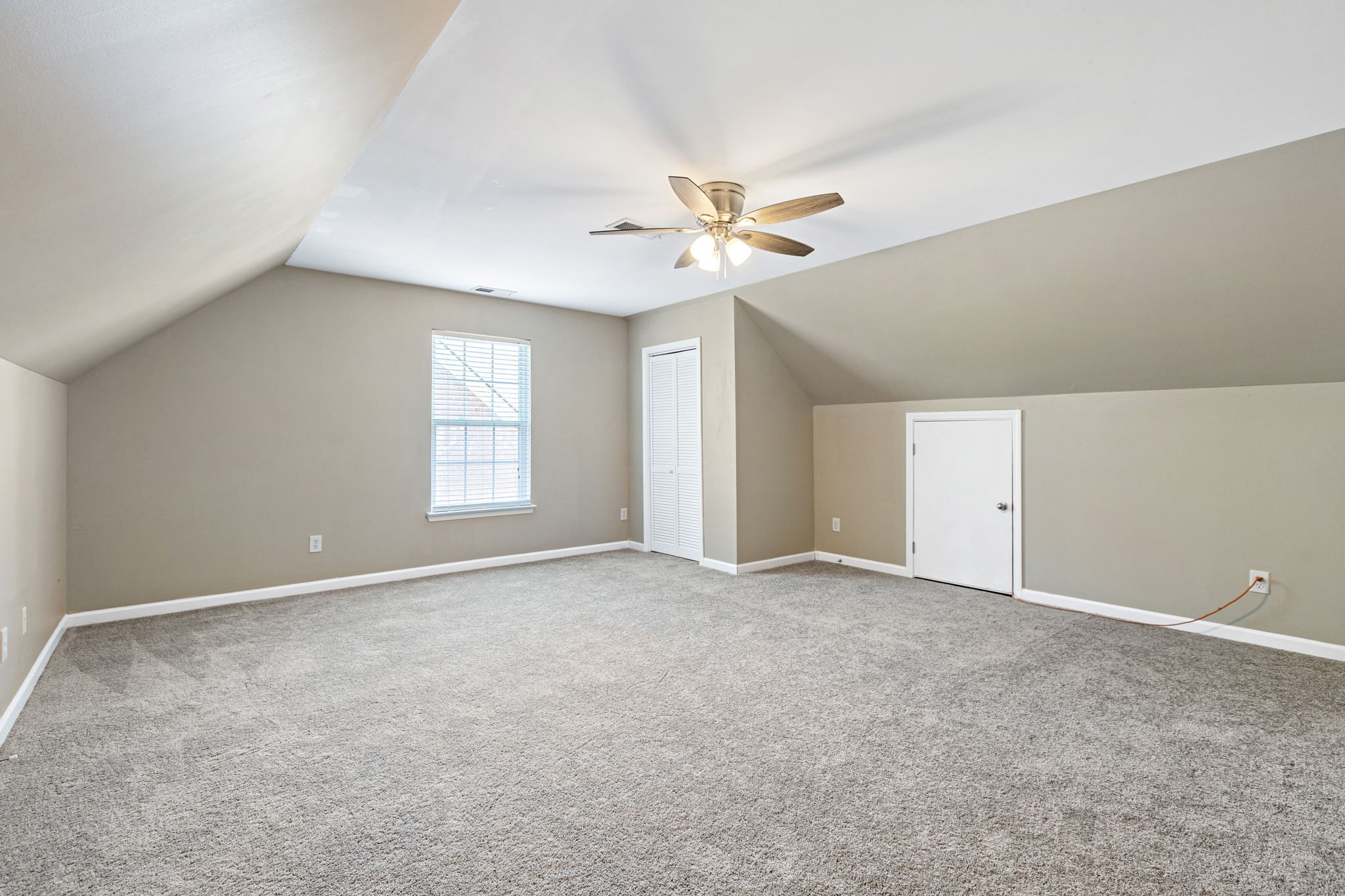 944 Pebble Beach Circle Mount Juliet, TN 37122 - Photo 13 of 19 a view of an empty room with a window