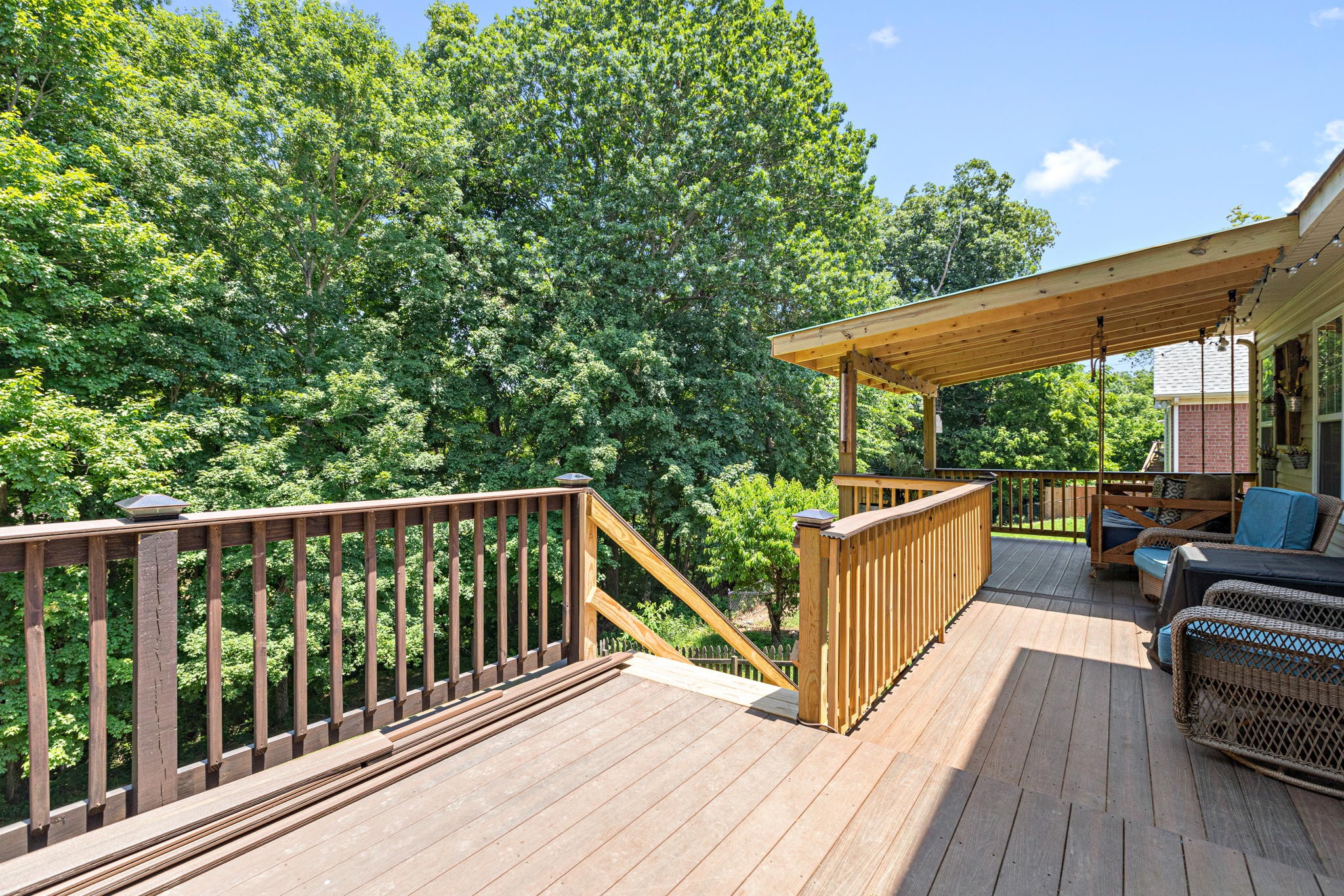 944 Pebble Beach Circle Mount Juliet, TN 37122 - Photo 15 of 19 a view of balcony with furniture and wooden deck