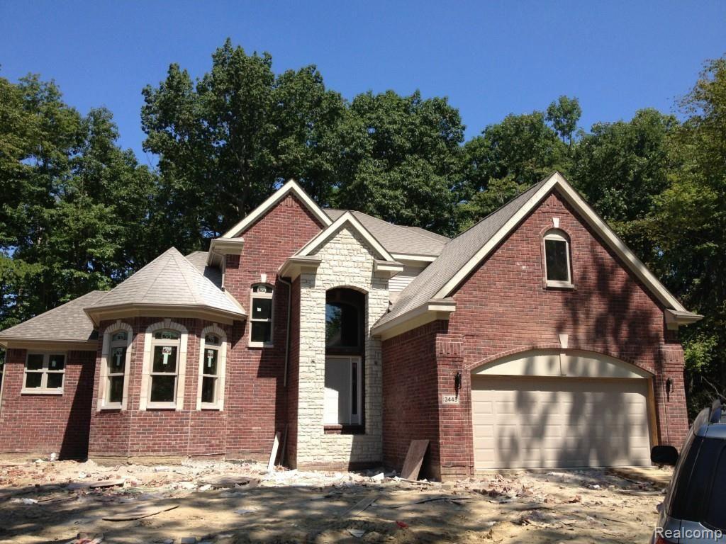 3445 Hazelton Avenue Rochester Hills, MI 48307 - Photo 1 of 26