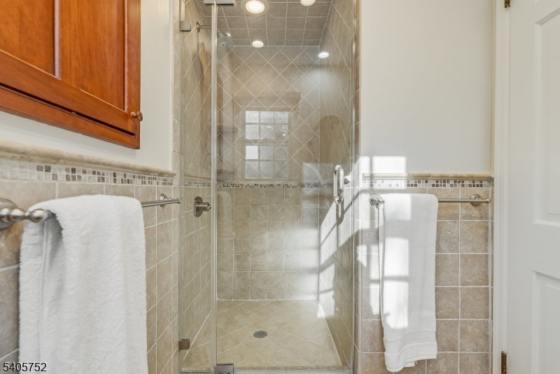 16 Little Wolf Road Summit, NJ 07901 - Photo 14 of 46