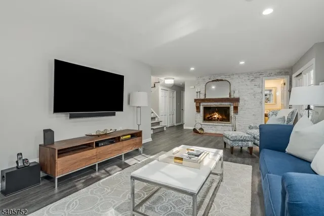 $1,525,000 | 16 Little Wolf Road, Summit, NJ 07901