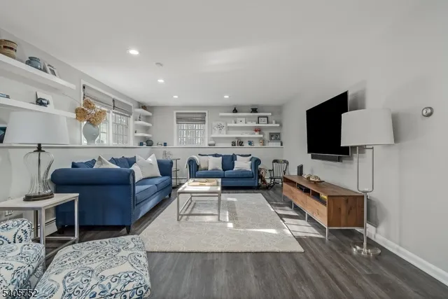 $1,525,000 | 16 Little Wolf Road, Summit, NJ 07901