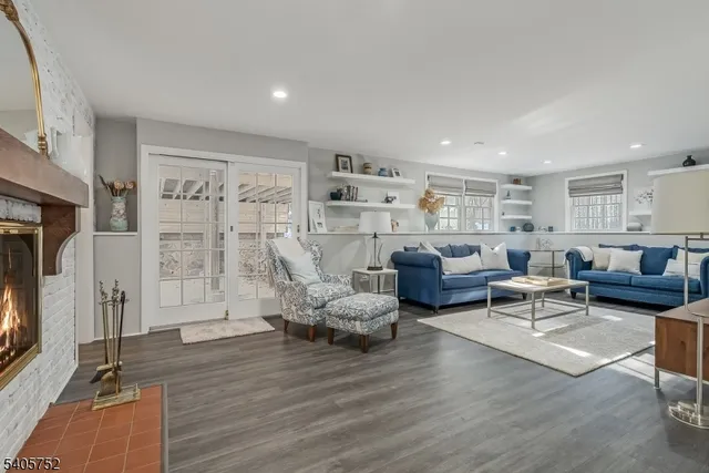 $1,525,000 | 16 Little Wolf Road, Summit, NJ 07901