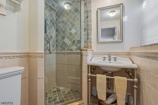 $1,525,000 | 16 Little Wolf Road, Summit, NJ 07901