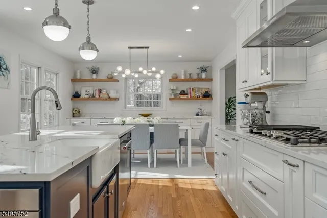 $1,525,000 | 16 Little Wolf Road, Summit, NJ 07901