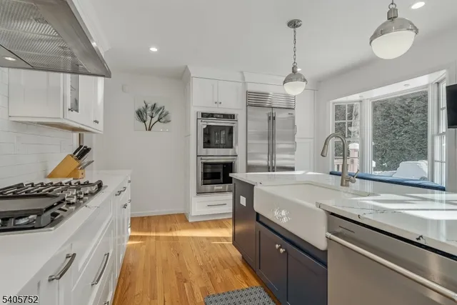 $1,525,000 | 16 Little Wolf Road, Summit, NJ 07901