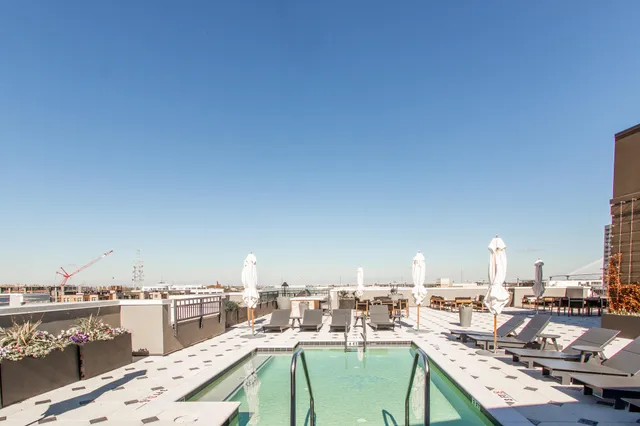 $5,300 | 5 Gadsdenboro Street, Unit 505, Charleston, SC 29401