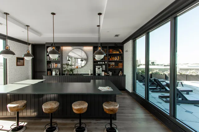 $5,300 | 5 Gadsdenboro Street, Unit 505, Charleston, SC 29401