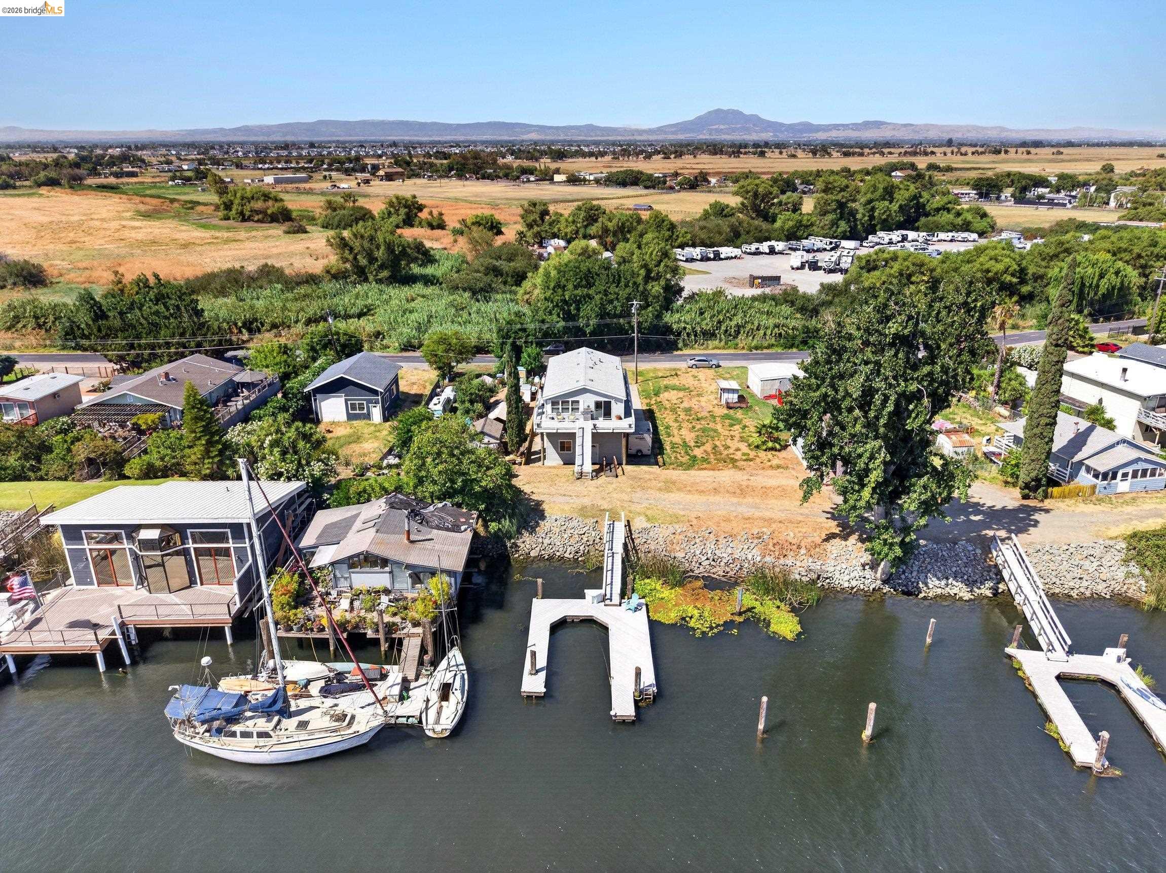 4221 Willow Road Bethel Island, CA 94511 - Photo 14 of 54 Gallery Image 14