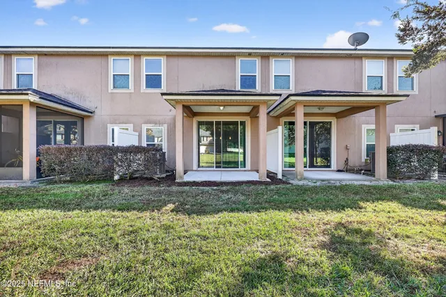$1,695 | 3910 Buckthorne Drive, Unit E, Orange Park, FL 32065
