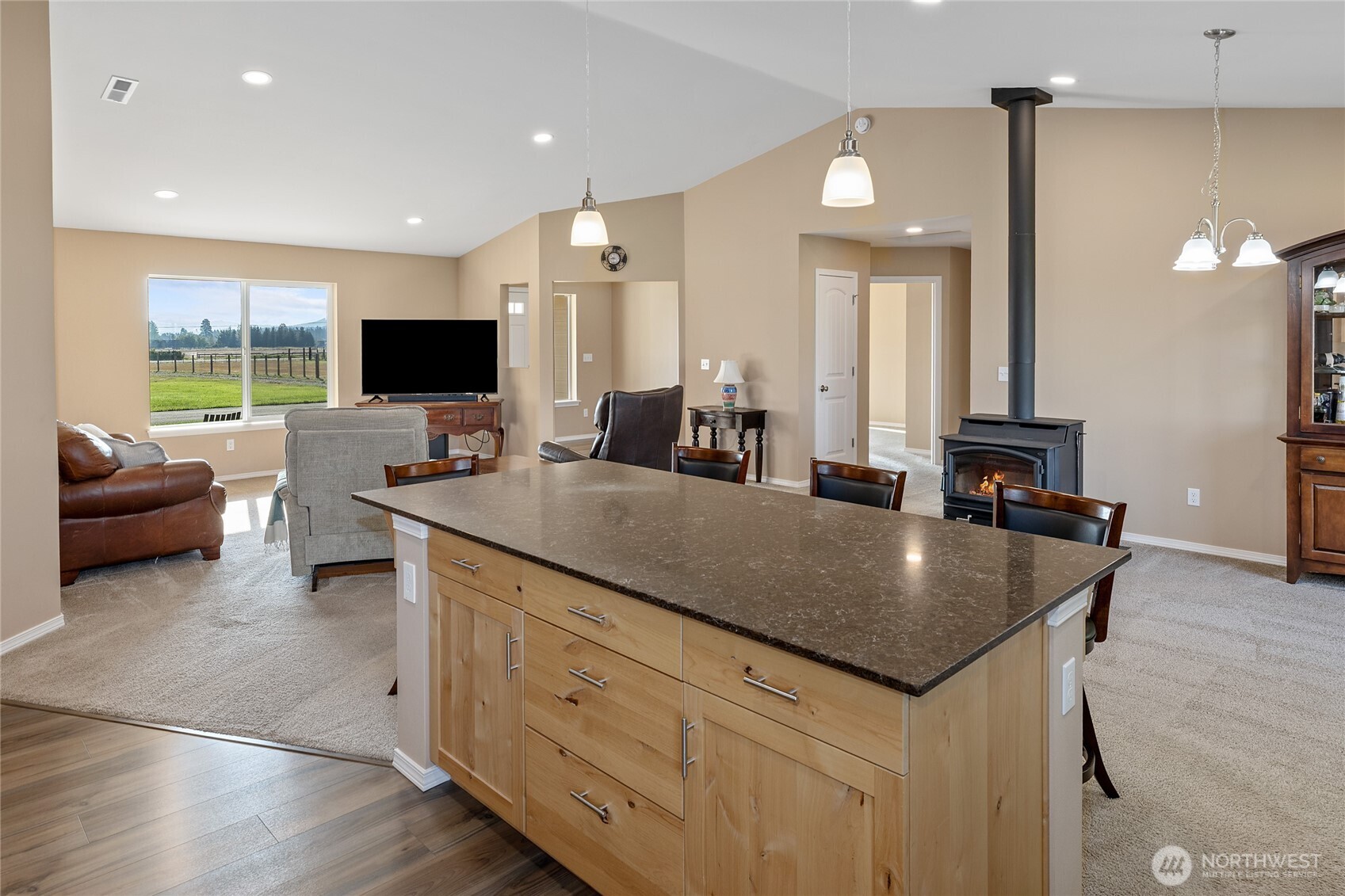 491 Pease Road Cle Elum, WA 98922 - Photo 11 of 38 a living room with furniture and a flat screen tv