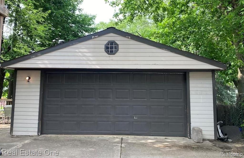 4230 Lanette Drive Waterford, MI 48328 - Photo 27 of 31