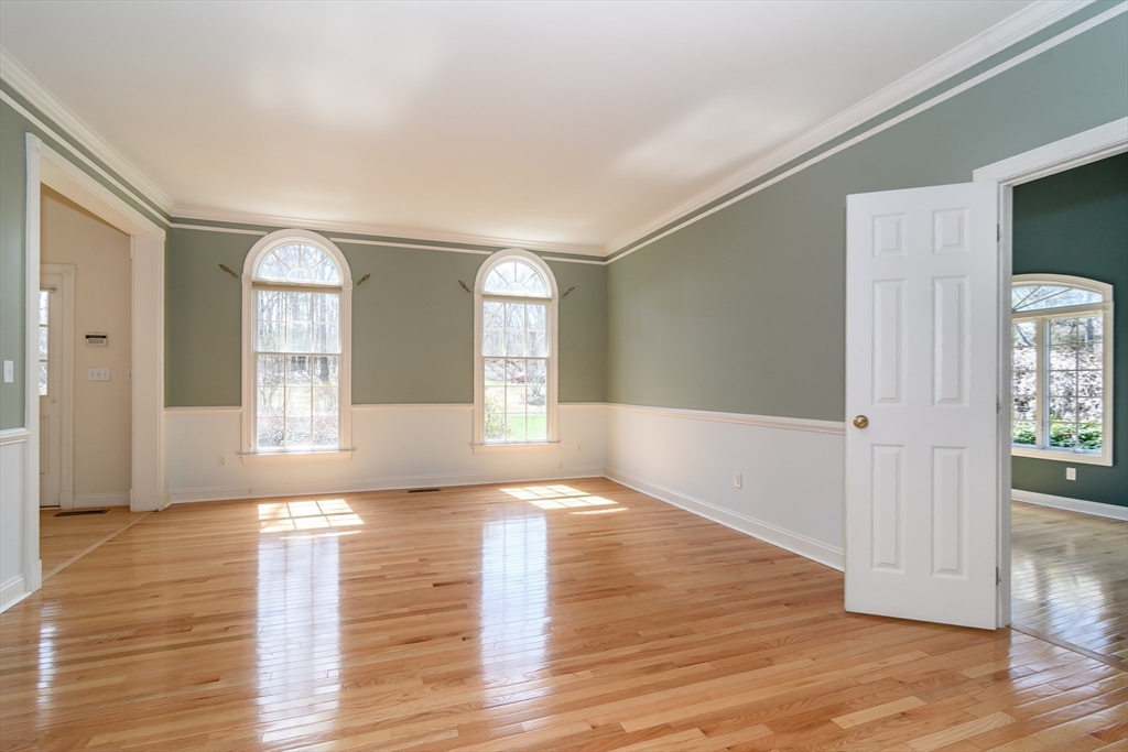 25 Greenwood Road Hopkinton, MA 01748 - Photo 9 of 42 Gallery Image 9