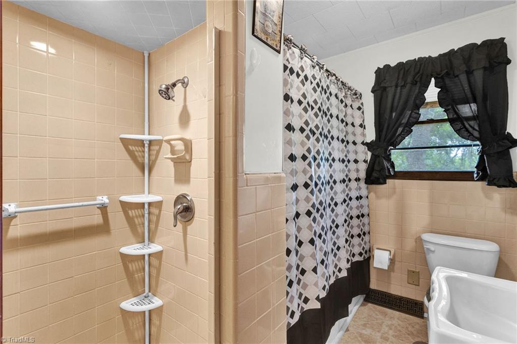175 Ellisboro Road Madison, NC 27025 - Photo 24 of 36 Gallery Image 24