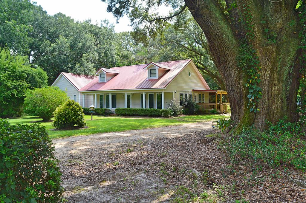 160 Lloyd Ladner Road Lumberton, MS 39455 - Photo 1 of 50 Main View